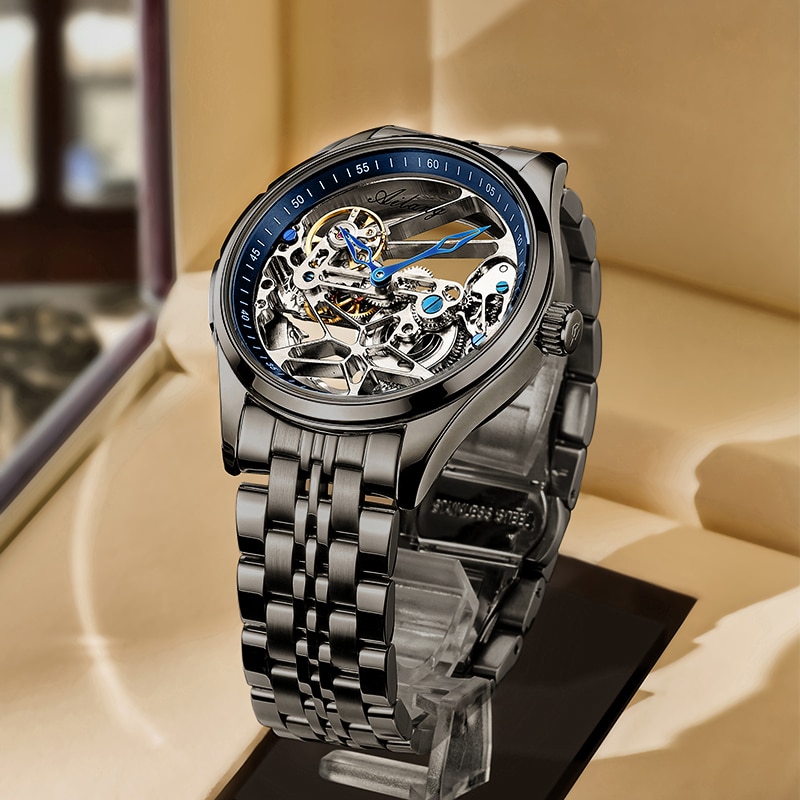 UNUORS 8625 watch